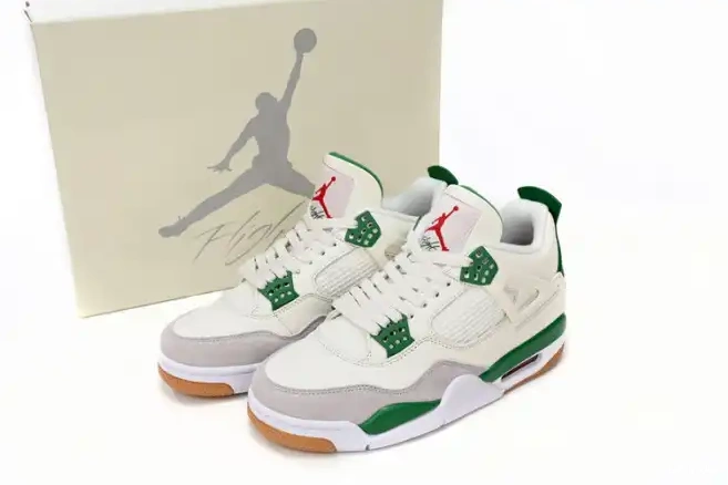 1st Kicks 4 SB Retro Jordan DR5415-103 Pine Green 0519